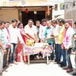 ఆవిర్భావ దినోత్సవం సందర్భంగా పండ్లు పంపిణీ